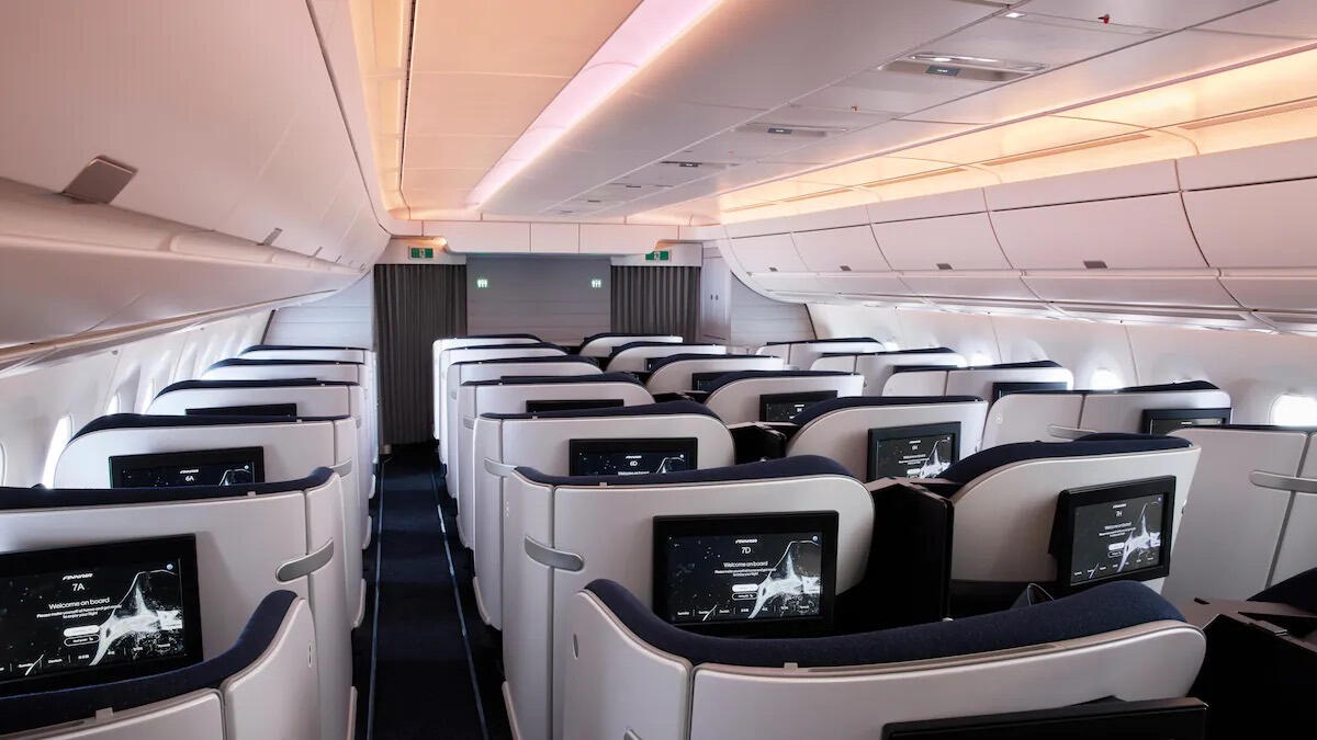 fly business class with points